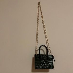 Green mini chain bag